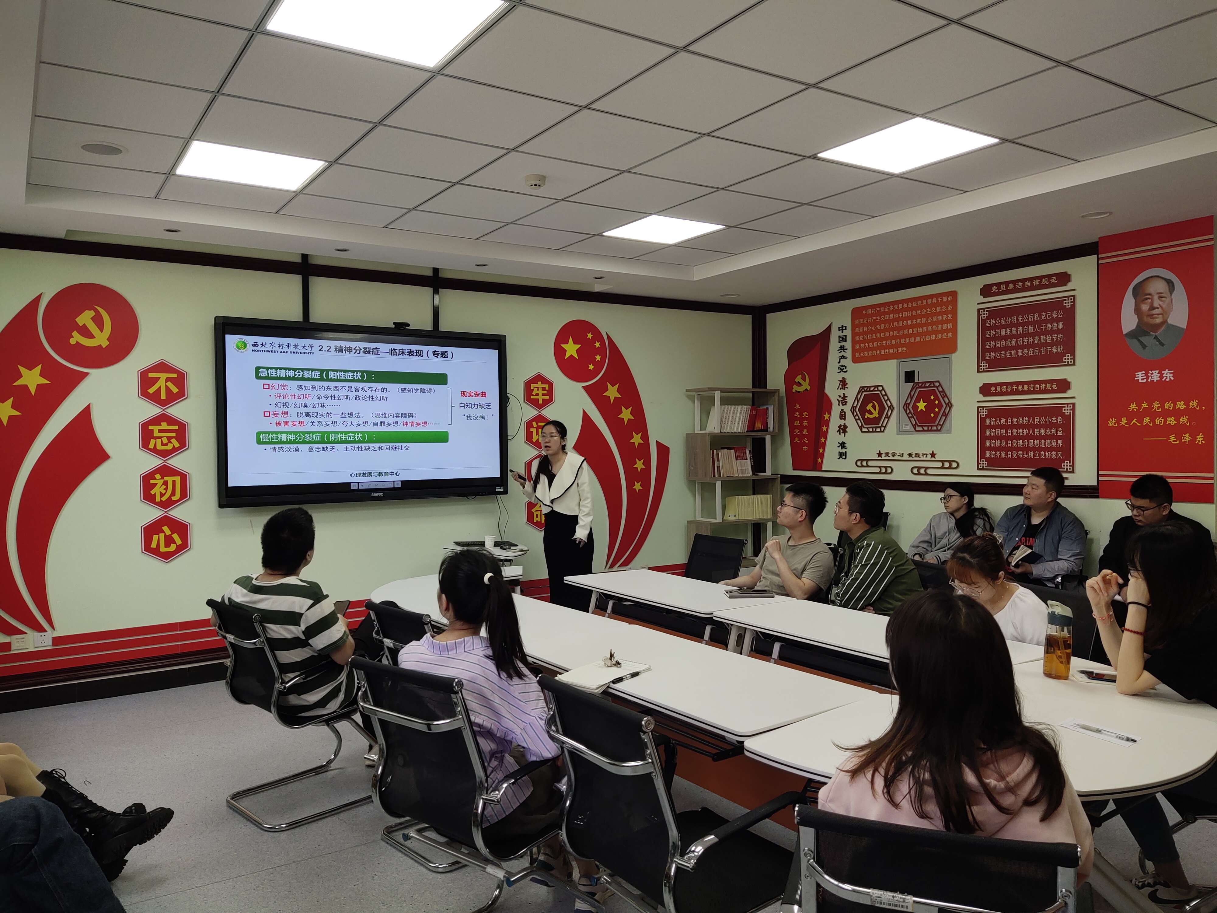 f10407e135f54365a2b90855a629b201.jpg f10407e135f54365a2b90855a629b201.jpg